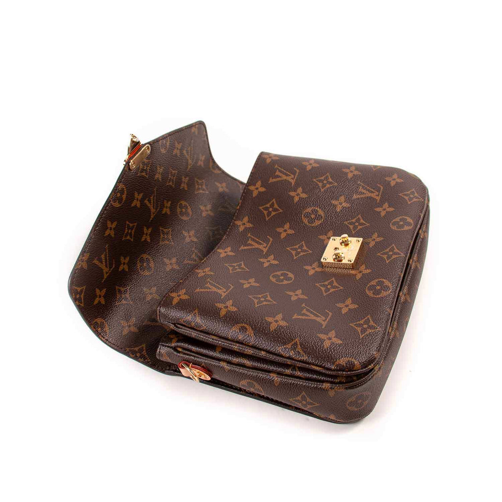 Louis Vuitton Monogram Pochette Metis Bags Louis Vuitton - Shop authentic new pre-owned designer brands online at Re-Vogue