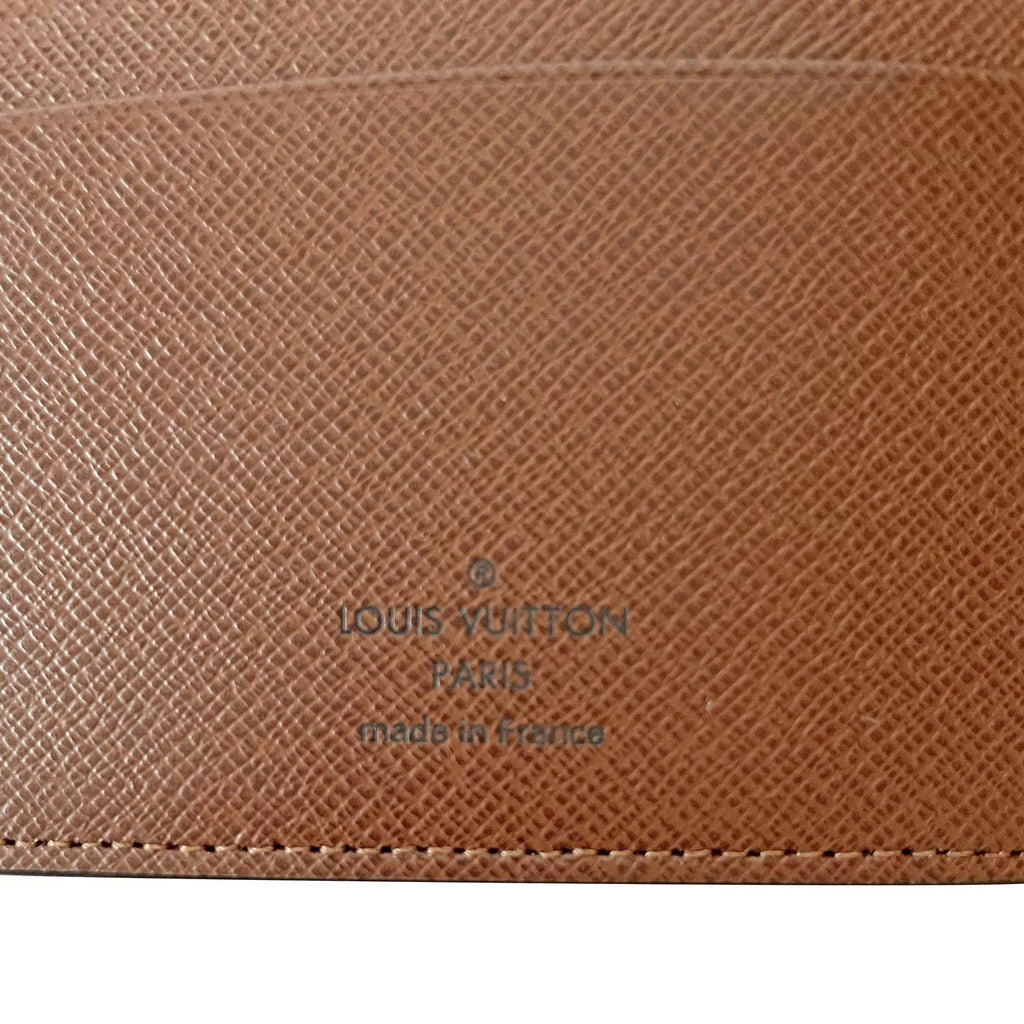 Louis Vuitton Medium Ring Agenda Cover