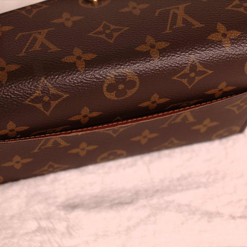 Louis Vuitton Monogram Sarah Wallet