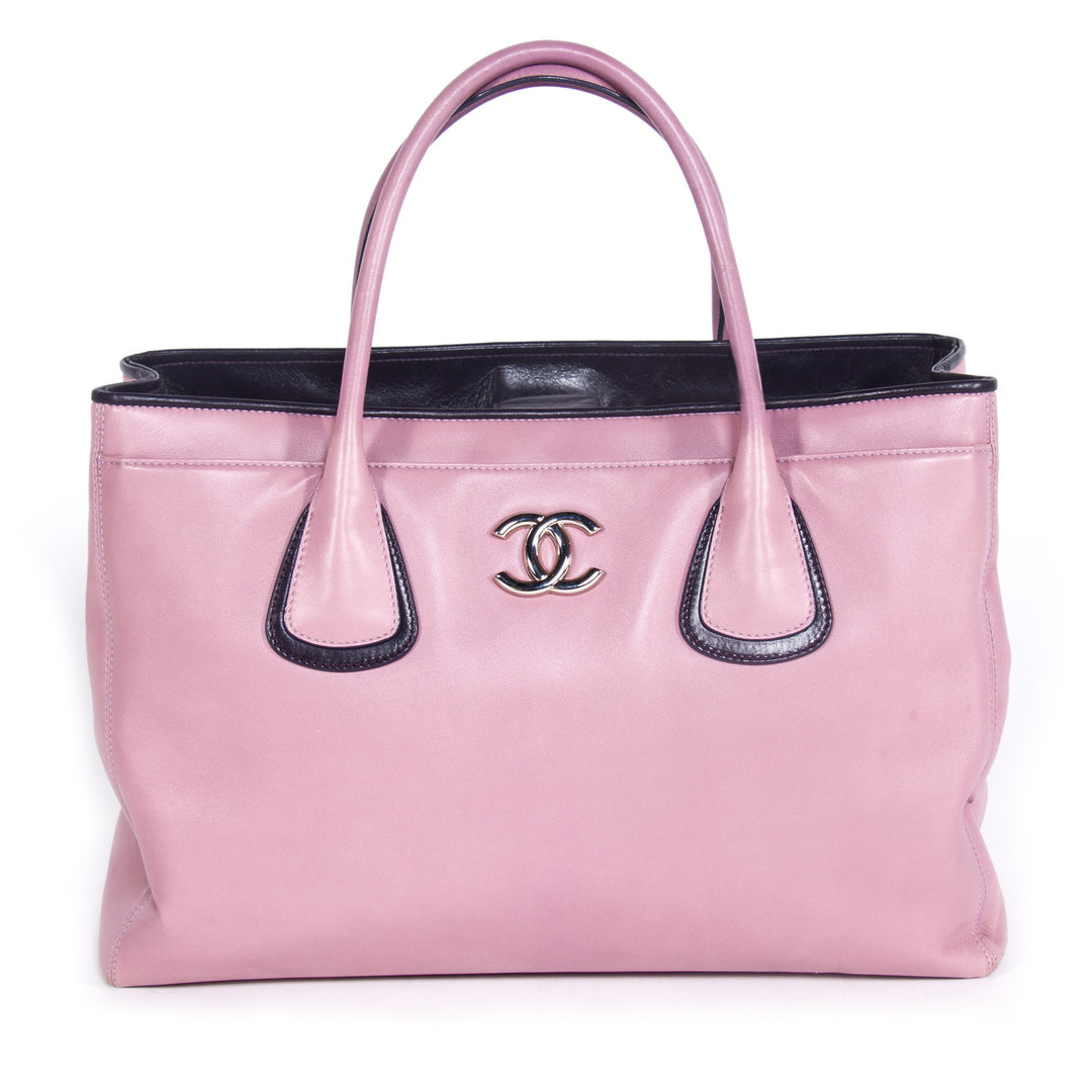 Chanel Ultra Soft Cerf Tote Bags Chanel - Shop authentic new pre-owned designer brands online at Re-Vogue