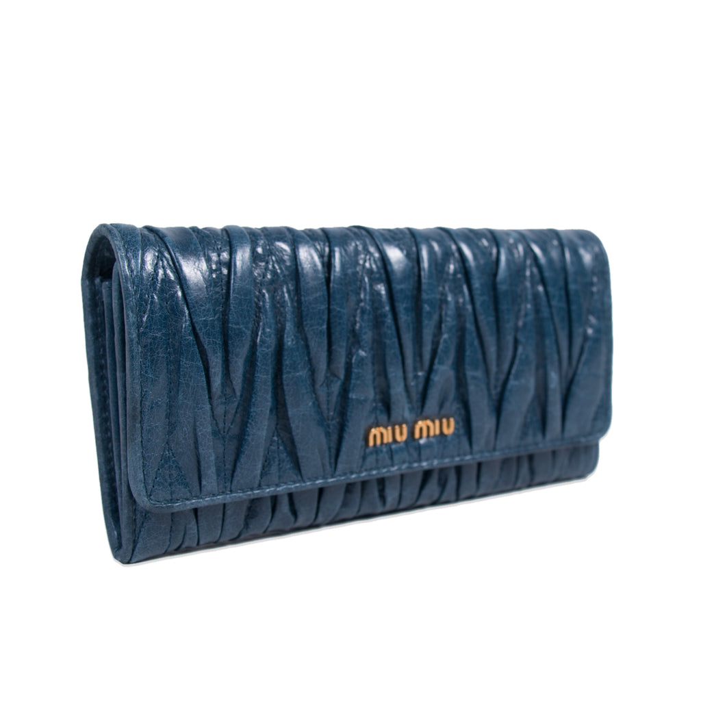 Miu Miu Matelassé Continental Wallet Accessories Miu Miu - Shop authentic new pre-owned designer brands online at Re-Vogue