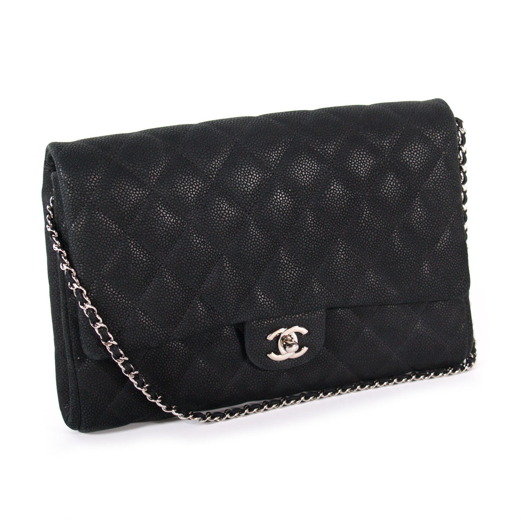 Chanel Classic Caviar Clutch With Chain Bags Chanel - Shop authentic new pre-owned designer brands online at Re-Vogue