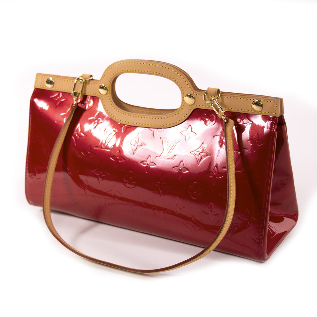 Louis Vuitton Vernis Roxbury Drive Bags Louis Vuitton - Shop authentic new pre-owned designer brands online at Re-Vogue