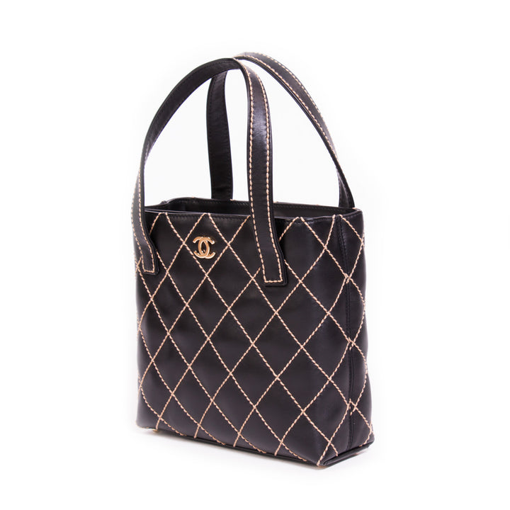 Chanel Quilted Surpique Bag - revogue