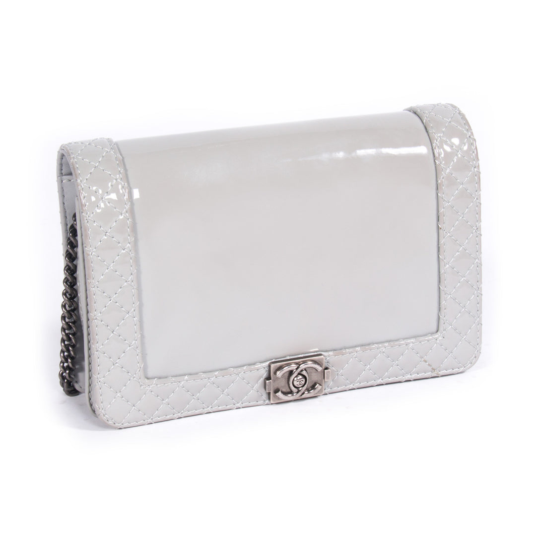 Chanel Boy Reverso Small - revogue