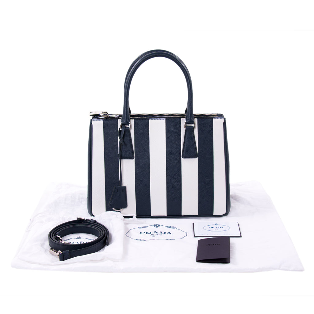 Prada Saffiano Lux Galleria Double Zip Tote Bags Prada - Shop authentic new pre-owned designer brands online at Re-Vogue