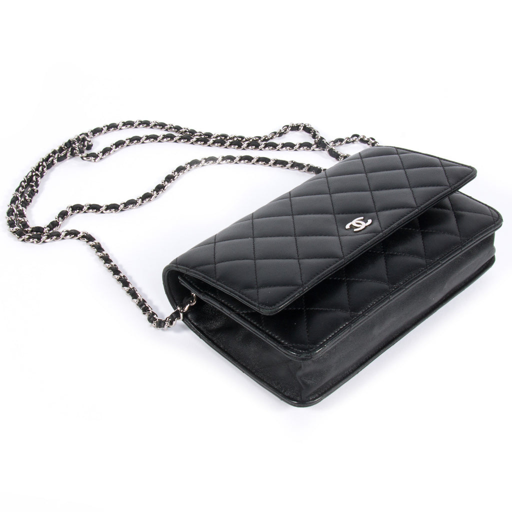 Chanel Quilted Chain Wallet Bags Chanel - Shop authentic new pre-owned designer brands online at Re-Vogue