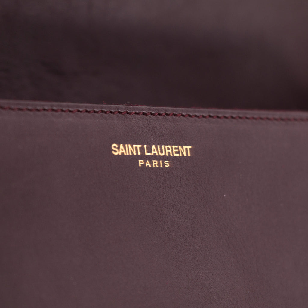 Yves Saint Laurent Lulu Medium Shoulder Bag Bags Yves Saint Laurent - Shop authentic new pre-owned designer brands online at Re-Vogue