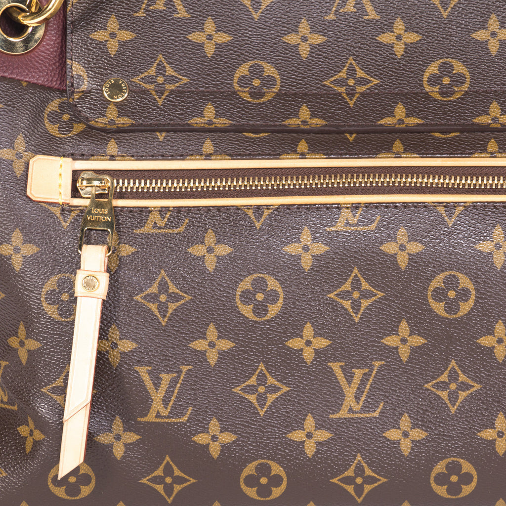 Louis Vuitton Monogram Olympe Bag Bags Louis Vuitton - Shop authentic new pre-owned designer brands online at Re-Vogue